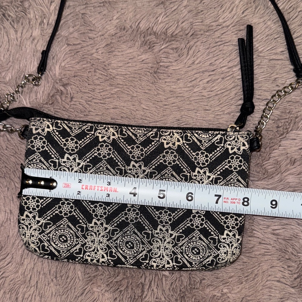 Elegant Black and Cream Paisley Crossbody Purse Bag - Picture 6 of 7
